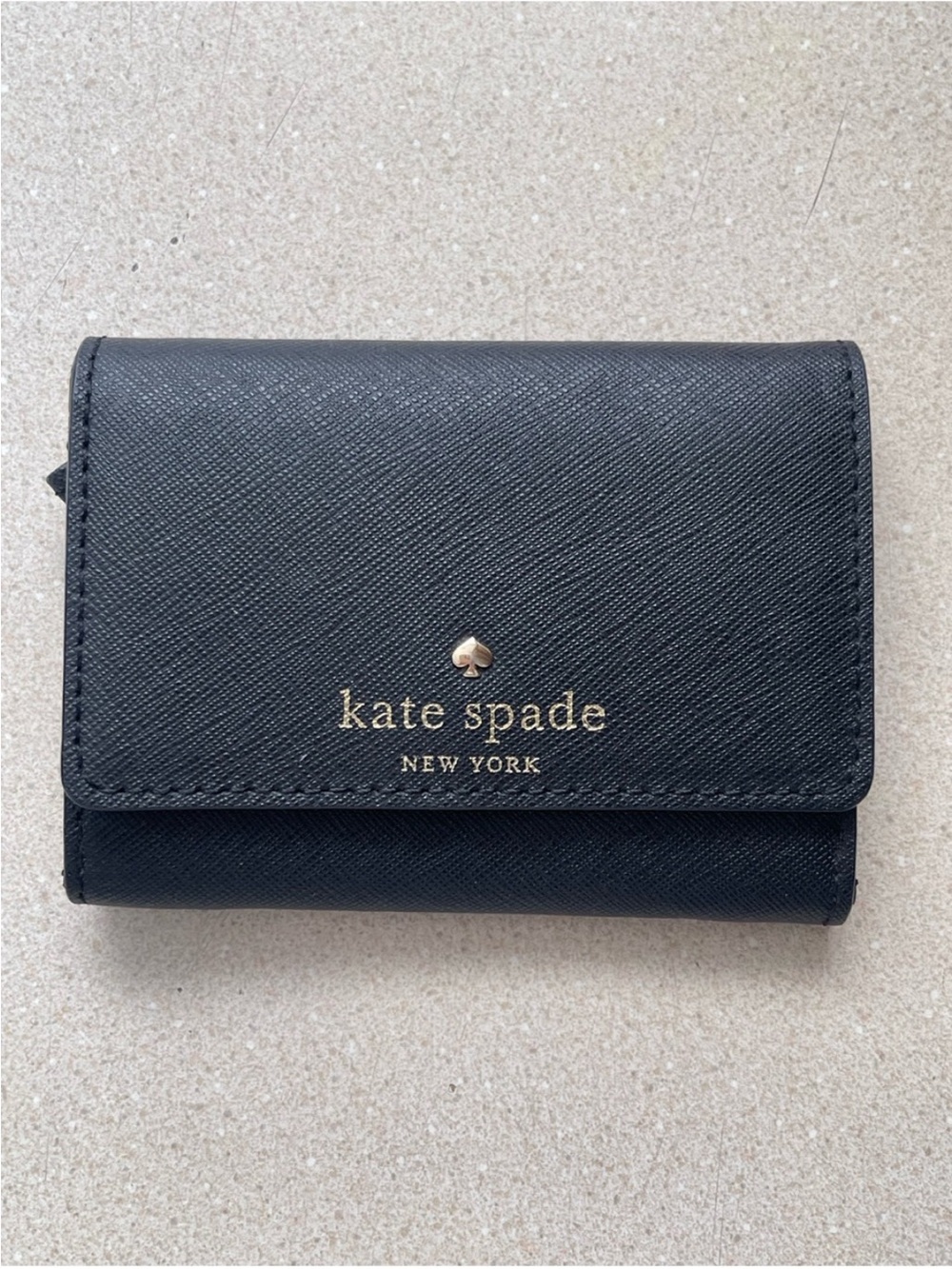 kate spade New York ♠️ Street Darla Black coin purse Wallet with Gold Logo